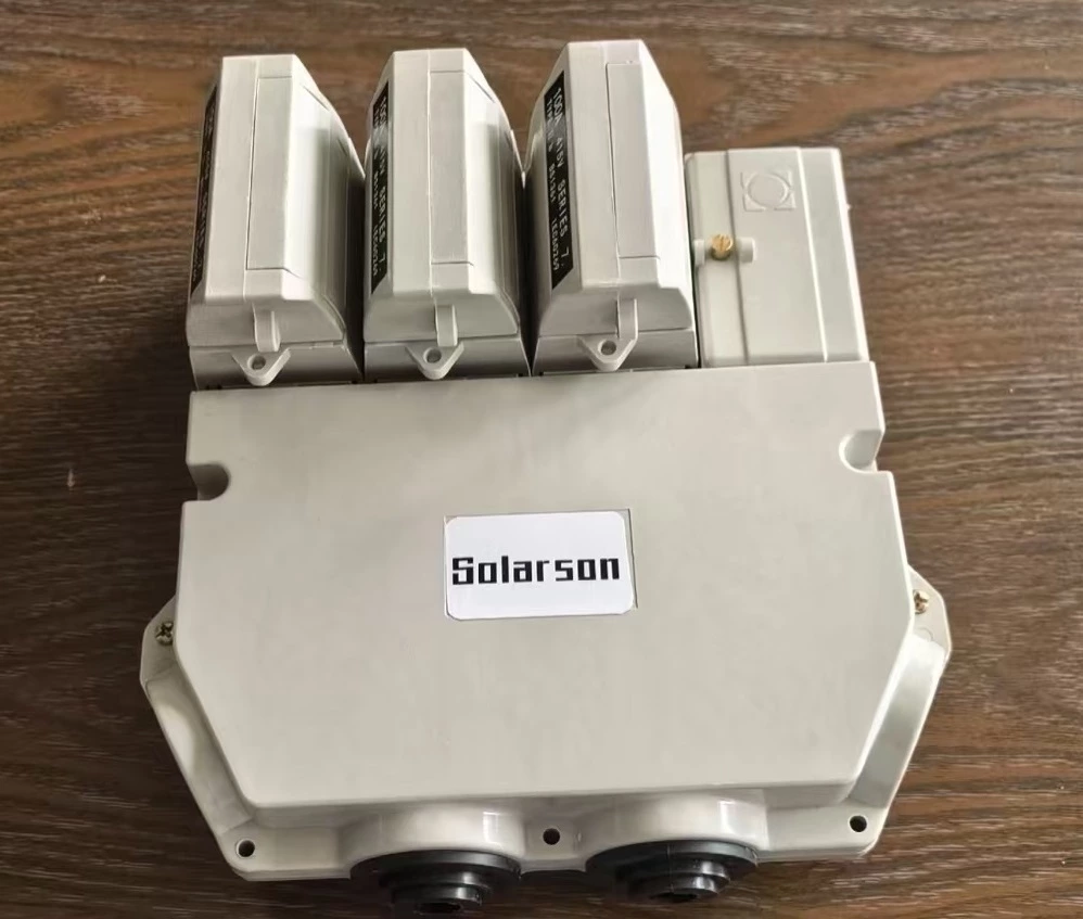 Series 5 House Service Cutouts  3P+N Pole cut out fuse with Type IIa 22X57 size fuse 60/80A