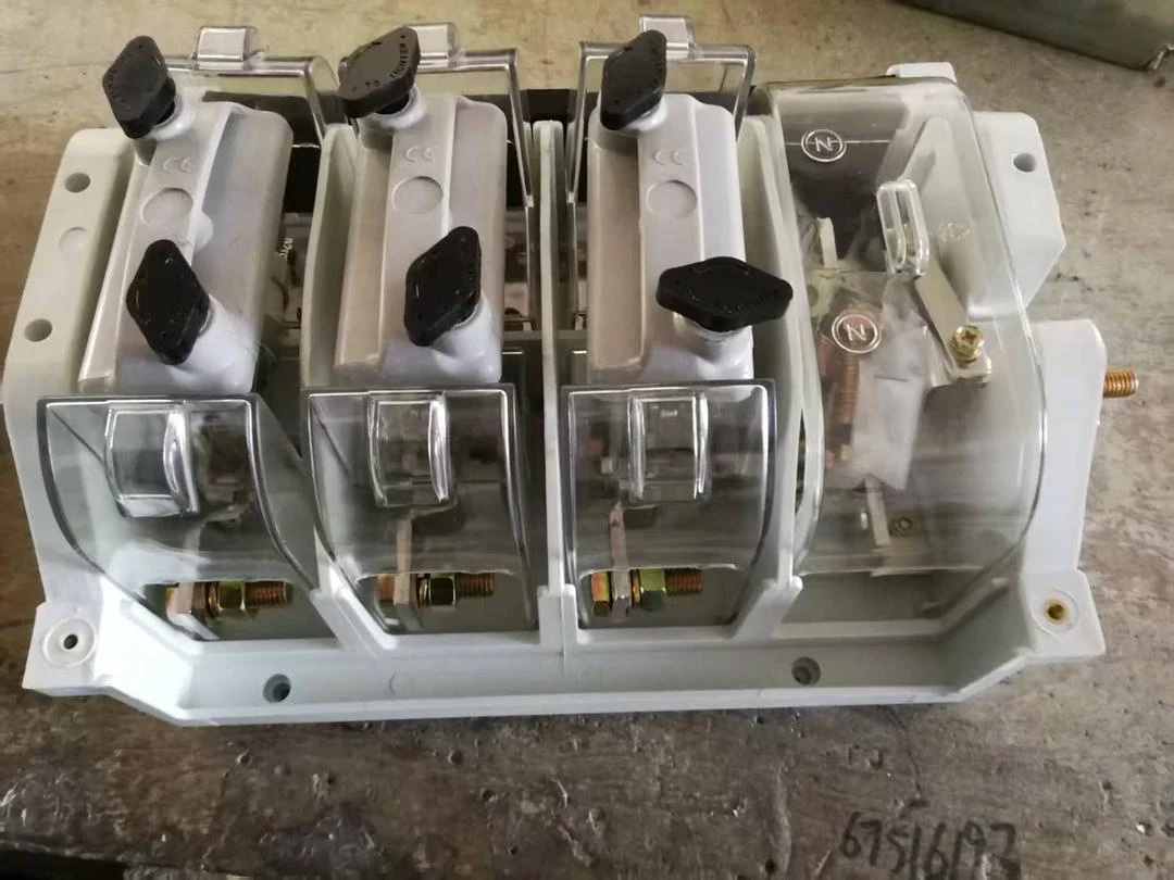 Heavy Duty Cut Outs  GF200 GF400 TPNE 82mm fixed JPU fused  200A  400A